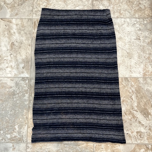 Anthropologie Maeve Wrap Skirt with Tulip Hem - Picture 5 of 6